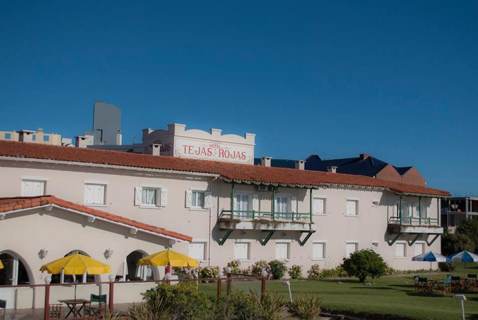 108 Y El Mar - Hotel Tejas Rojas Villa Gesell Exterior photo